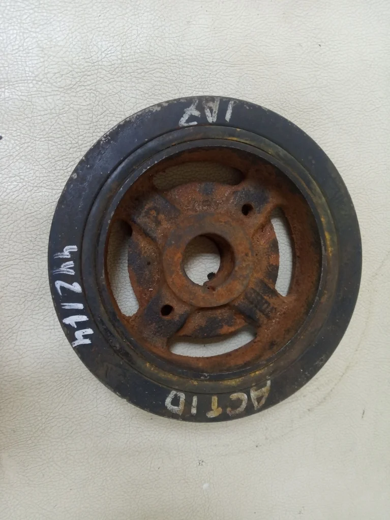 шкив коленвала TOYOTA OPA 1, ACT10   ТОЙОТА   ОПА    1347028020 2000-2005 (контрактная запчасть)