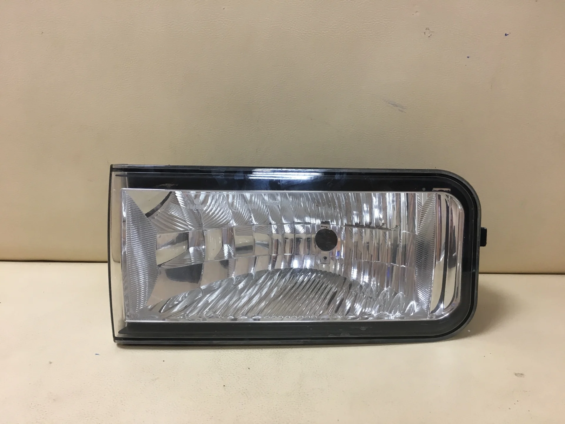 фара противотуманная передний левый TOYOTA LAND CRUISER 11, 200 VDJ200 Передний Левый  9922681017 2007-2021 (контрактная запчасть)