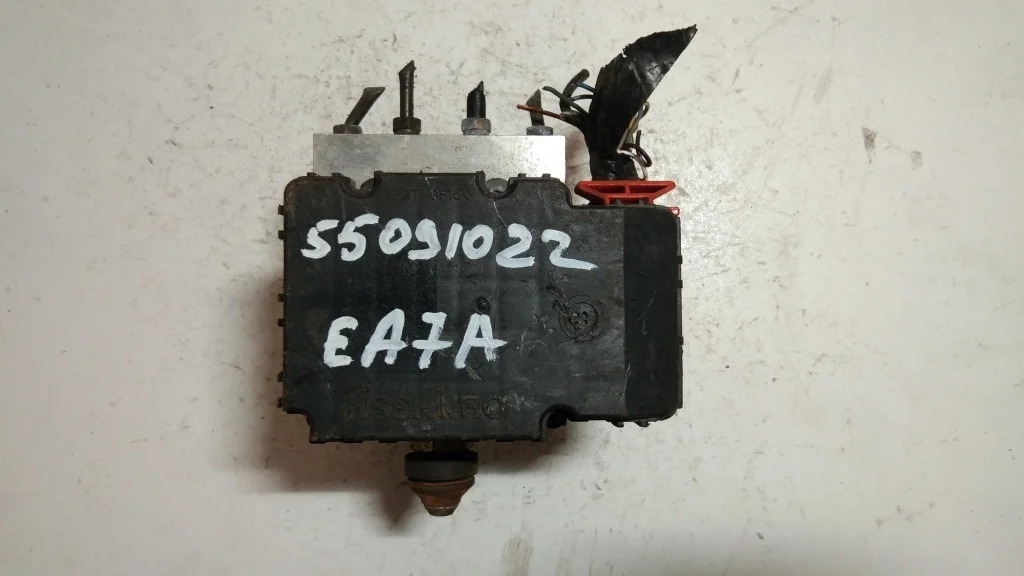 Блок ABS MITSUBISHI GALANT 8, EA7A   МИЦУБИСИ   ГАЛАНТ   ЛЕГНУМ   LEGNUM    MR475996 1996-2005 (контрактная запчасть)