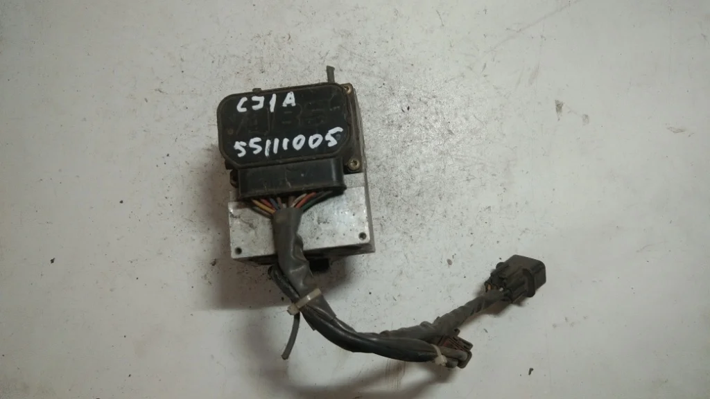 Блок ABS MITSUBISHI MIRAGE 5, CJ1A   МИЦУБИСИ   МИРАЖ    MR129948 1995-2000 (контрактная запчасть)