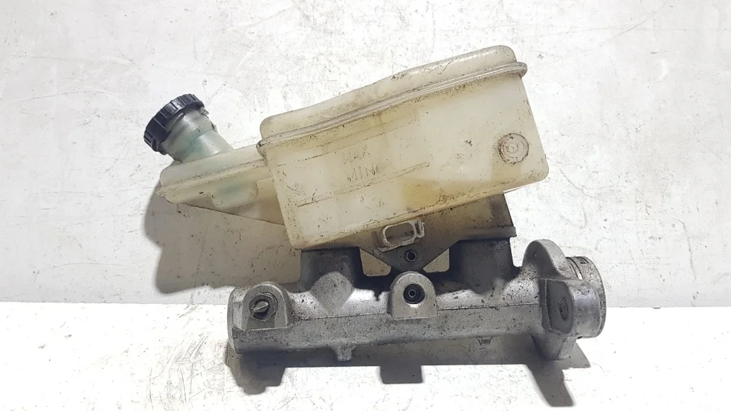 главный тормозной цилиндр NISSAN MARCH 3, AK12   НИССАН   МАРЧ   МИКРА   MICRA    46010AX000 2002-2010 (контрактная запчасть)