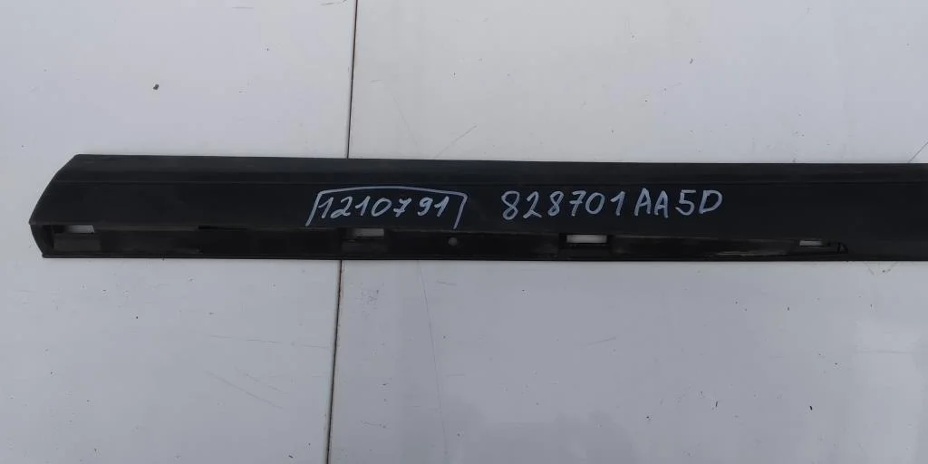 накладка на дверь задняя правая NISSAN MURANO 2, Z51   НИССАН   МУРАНО   Задний Правый  828701AA5D 2007-2016 (контрактная запчасть)