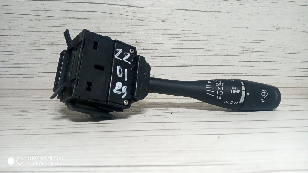 Переключатель подрулевой правый MITSUBISHI LANCER 9, CS5W   МИЦУБИСИ   ЛАНСЕР   ЛАНЦЕР   Правый  8612A001 2000-2010 (контрактная запчасть)