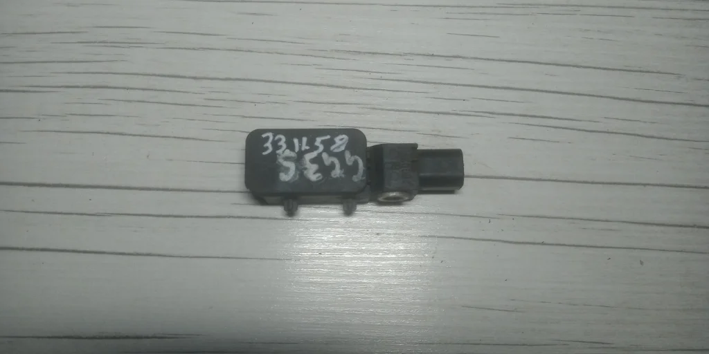 датчик airbag MAZDA 6 1, GG GG3S   МАЗДА   6   ШЕСТЬ   АТЕНЗА   ATENZA    GJ6A57K1X 2002-2008 (контрактная запчасть)