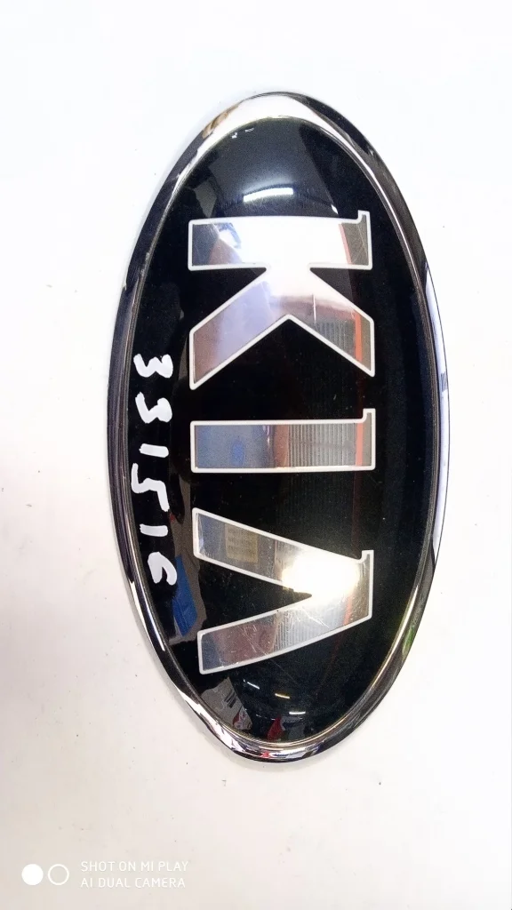 эмблема задняя KIA RIO 4  FB    КИА   РИО   Задний  86320H2000 2016-2024 (контрактная запчасть)