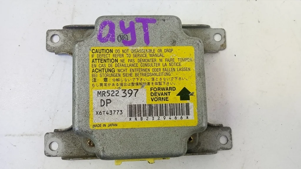 блок управления airbag MITSUBISHI GALANT 8, EA1A   МИЦУБИСИ   ГАЛАНТ   ЛЕГНУМ   LEGNUM    MR522397 1996-2005 (контрактная запчасть)
