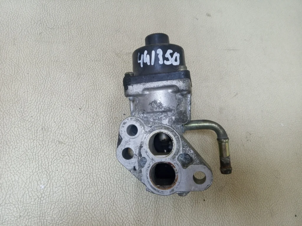 клапан egr MAZDA 3 1, BK   МАЗДА   3   ТРИ   АКСЕЛЛА   АКСЕЛА   AXELA    LF0120300B 2003-2009 (контрактная запчасть)