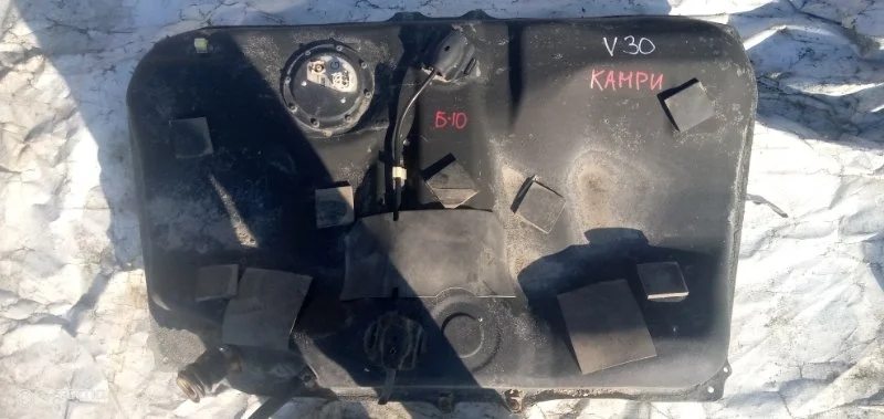 Бак топливный Toyota Camry V30 2.4
