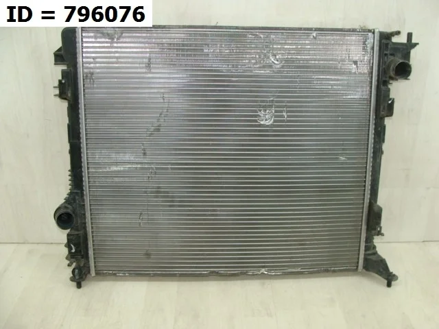 Радиатор охлаждения двигателя Nissan Qashqai