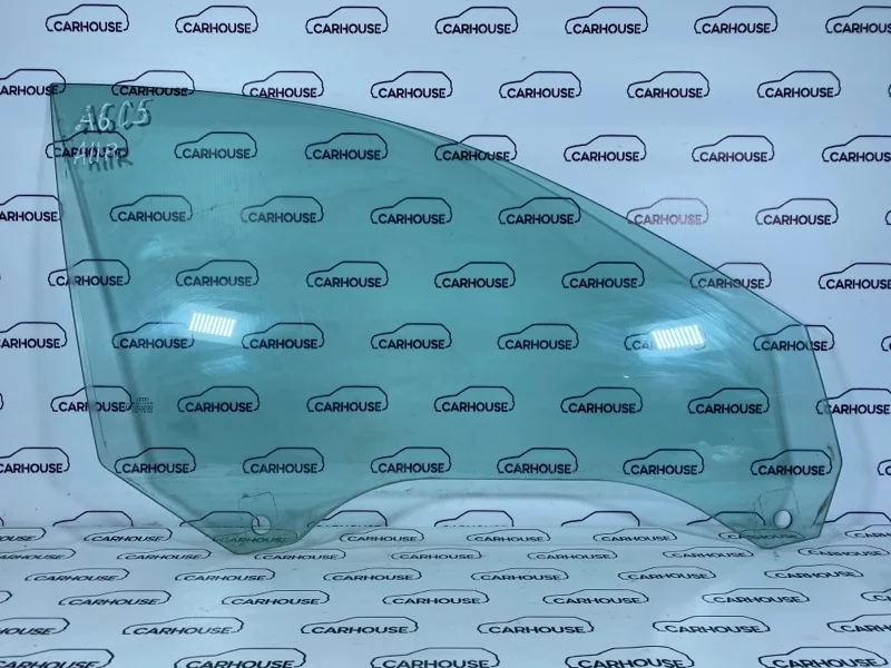 Стекло переднее правое Audi A6 С5 2002