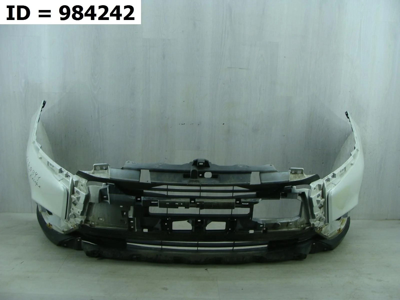 бампер передний Mitsubishi OUTLANDER 3, GF3W GF7W GF2W Передний  6400H227 2012-2022 (контрактная запчасть)