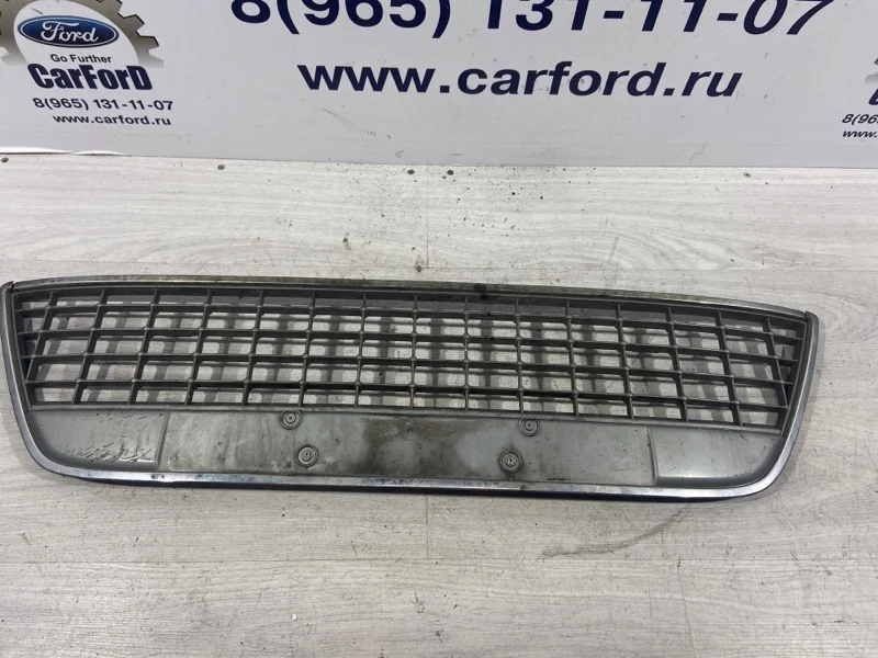 Решетка в бампер центральная Ford Mondeo 4 (07-14)