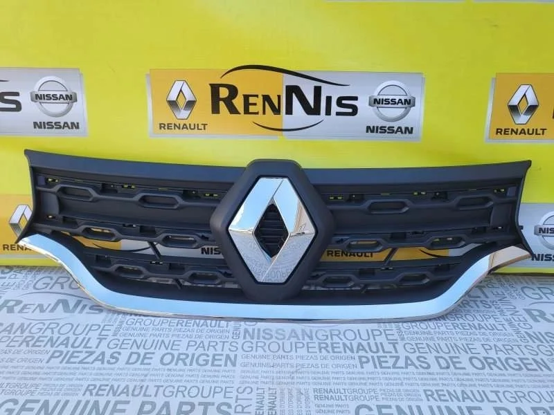 Решетка радиатора под хромы передняя Renault