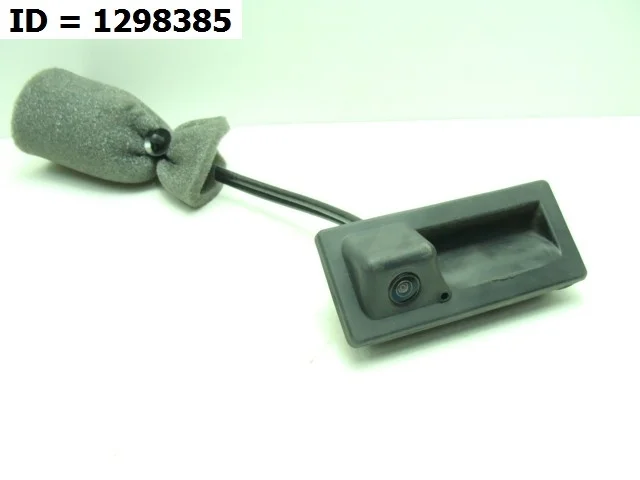 ручка открытия багажника Skoda OCTAVIA 3, A7, 5E, 5E5  3V0827566 2012-2020 (контрактная запчасть)