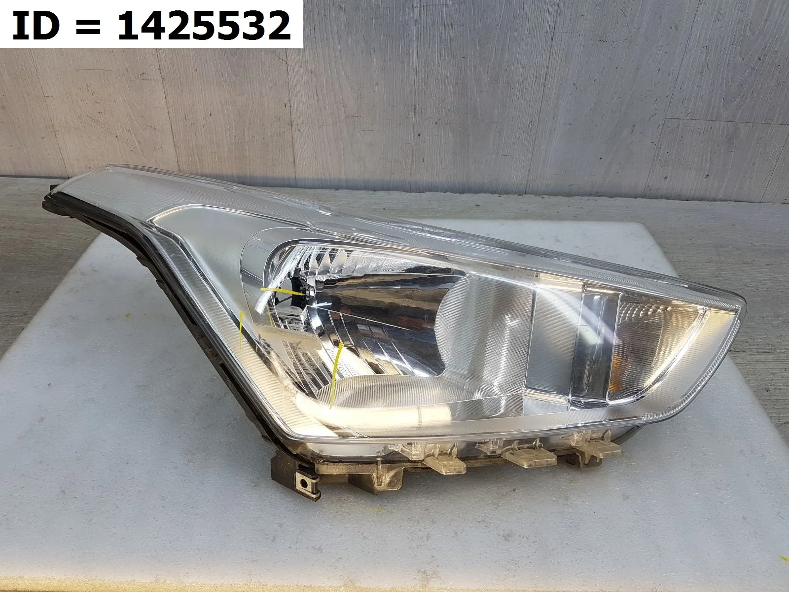 фара правая Hyundai CRETA 1  GS  Правый  92102M0000 2015-2021 (контрактная запчасть)