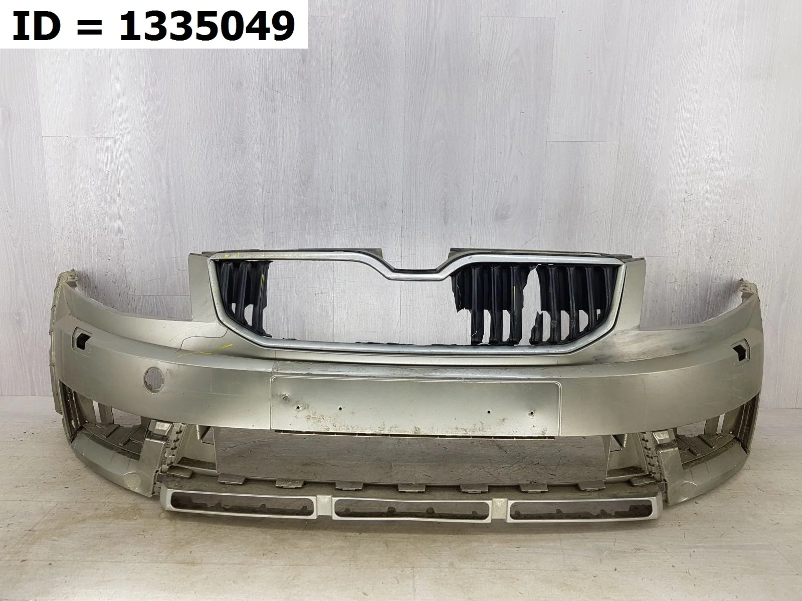 бампер передний Skoda OCTAVIA 3, A7, 5E, 5E5 Передний  5EU807217 2012-2020 (контрактная запчасть)