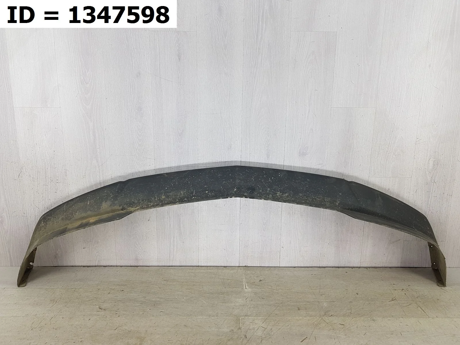 накладка на бампер передняя Cadillac ESCALADE 4, GMT K2, GMTK2 Передний  22968432 2013-2021 (контрактная запчасть)