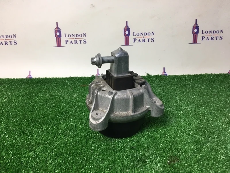 Подушка двигателя BMW 528i F10