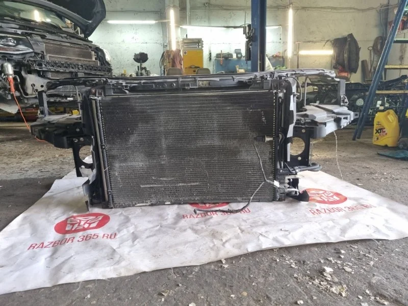 Панель передняя Audi A8 2008 4E2