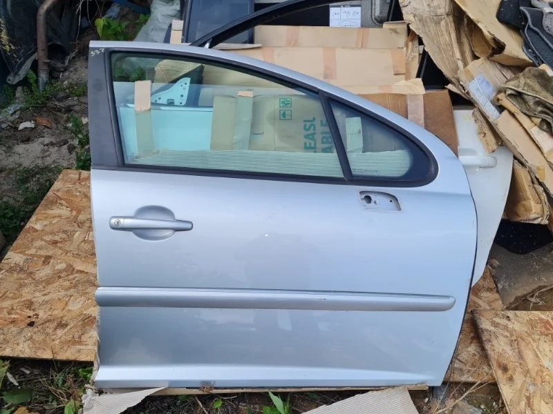 Дверь Peugeot 207 2011 WC универсал