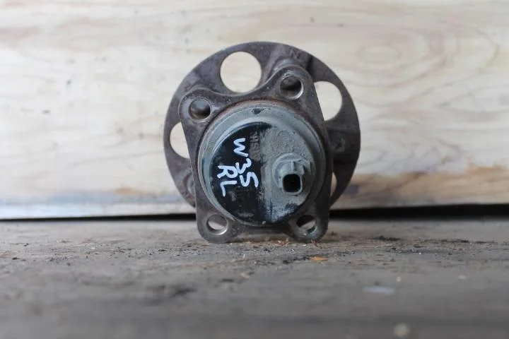 Б.у. ступица TOYOTA PRIUS ZVW30 TOYOTA PRIUS ZVW30
