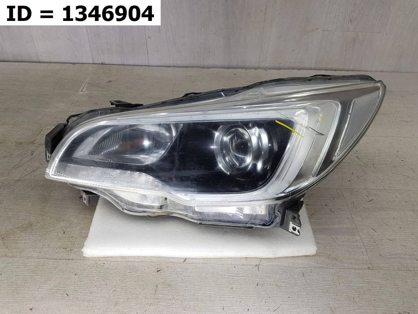 фара левая Subaru OUTBACK 5, BS, BS9 Левый  84002AL030 2014-2021 (контрактная запчасть)