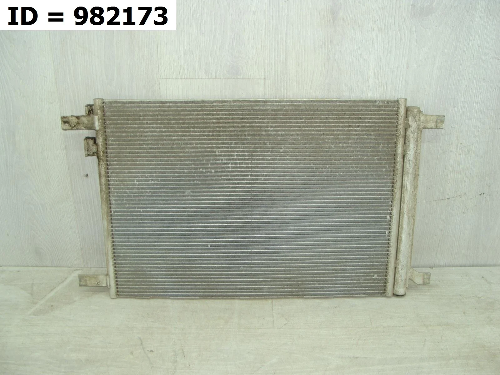 радиатор кондиционера Skoda OCTAVIA 3, A7, 5E, 5E5  5Q0816411BH 2012-2020 (контрактная запчасть)