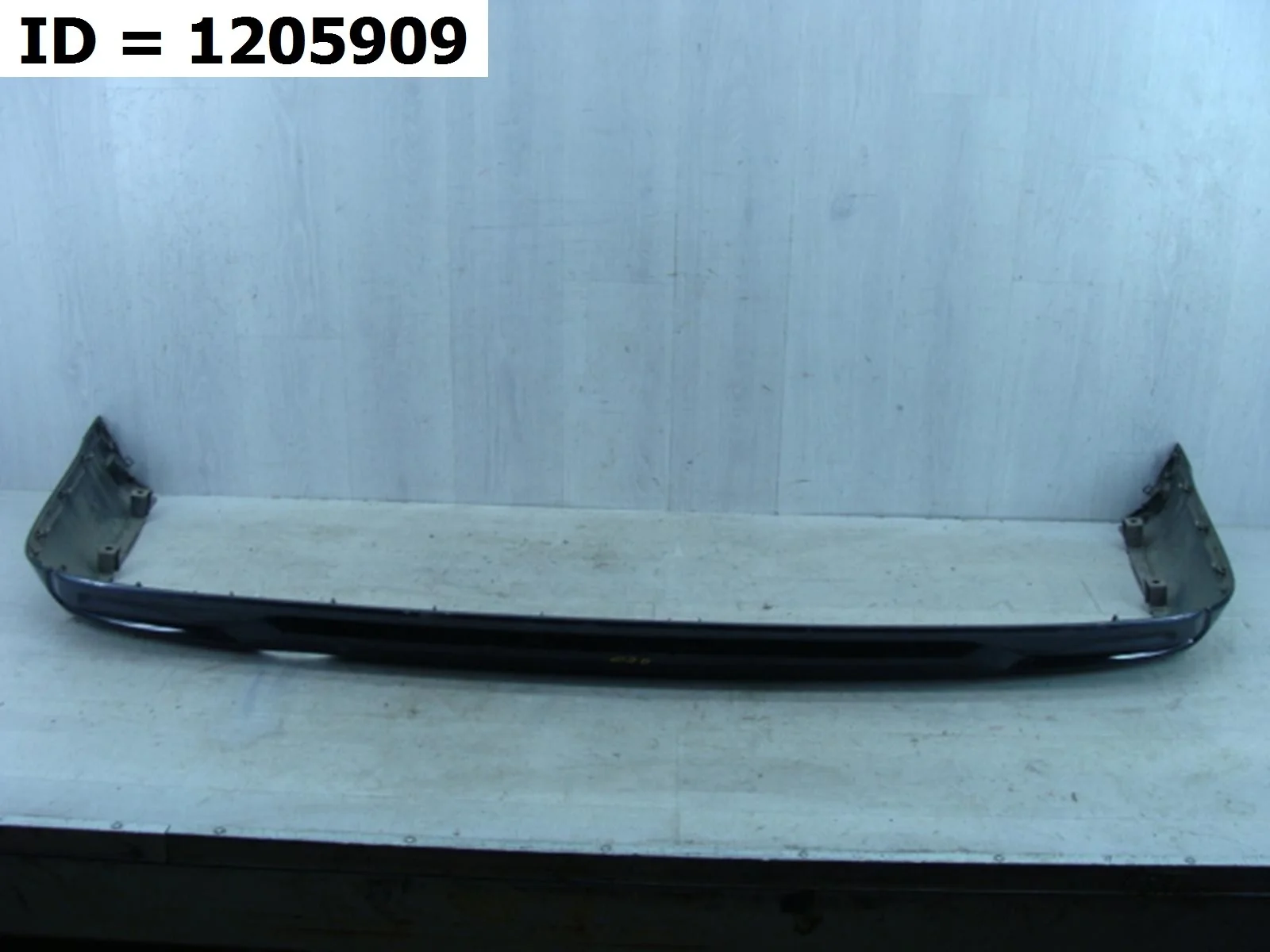 накладка на бампер задняя Toyota LAND CRUISER 11, 200 UZJ200 VDJ200 Задний  PZ32260047C1 2007-2021 (контрактная запчасть)