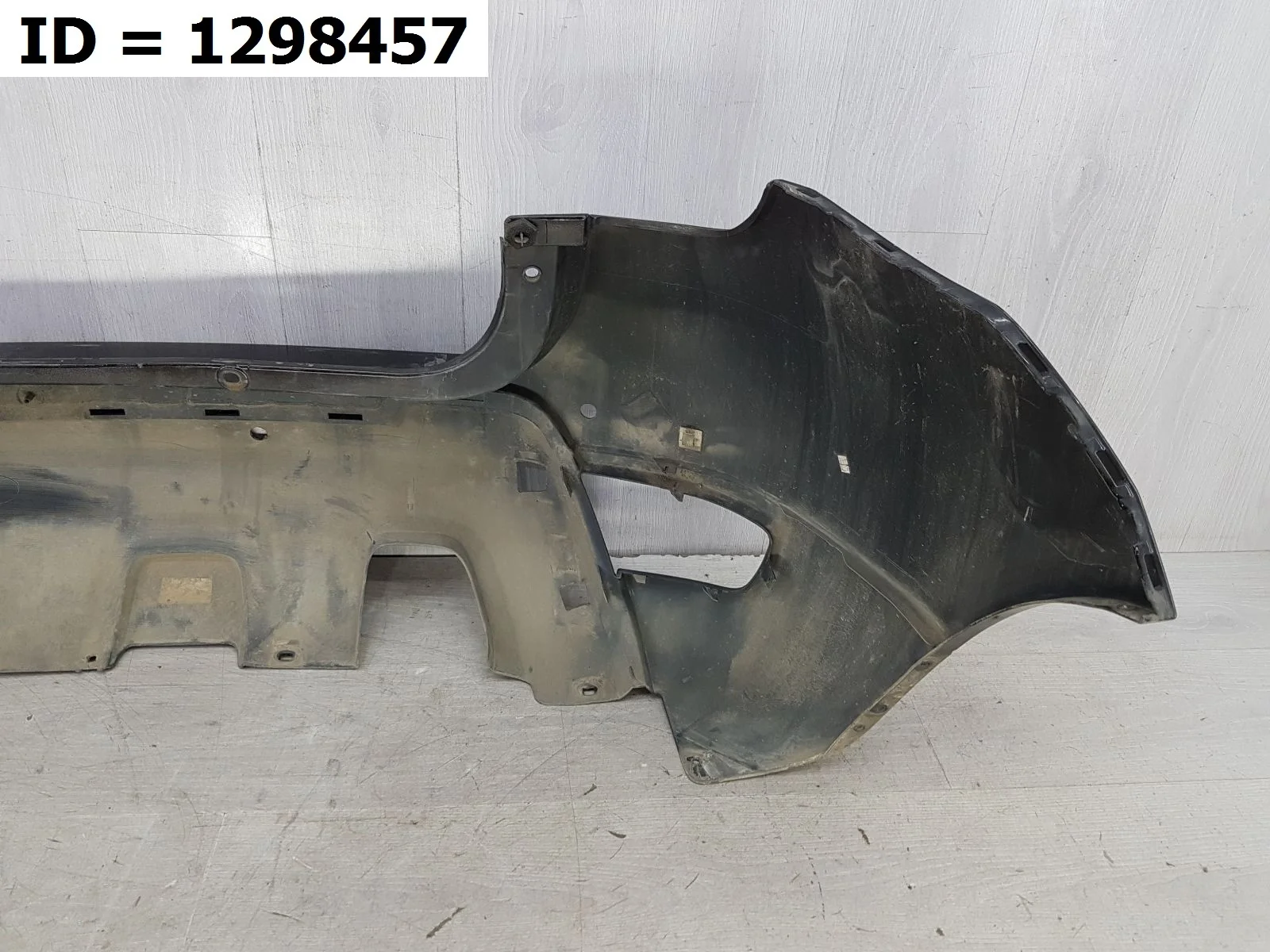 бампер задний Renault DUSTER 1  HSA, HSM, HS  Задний  850221057R 2010-2021 (контрактная запчасть)