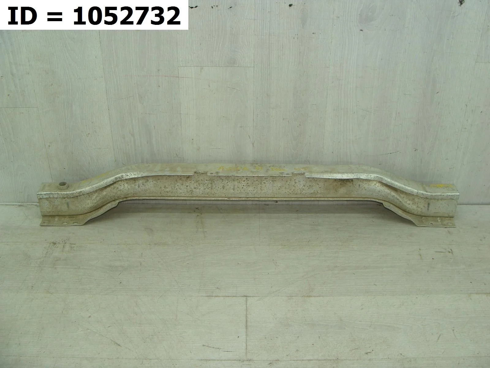 усилитель бампера задний Opel ASTRA 3, H L35 L48 L69 Задний  13125147 2004-2014 (контрактная запчасть)