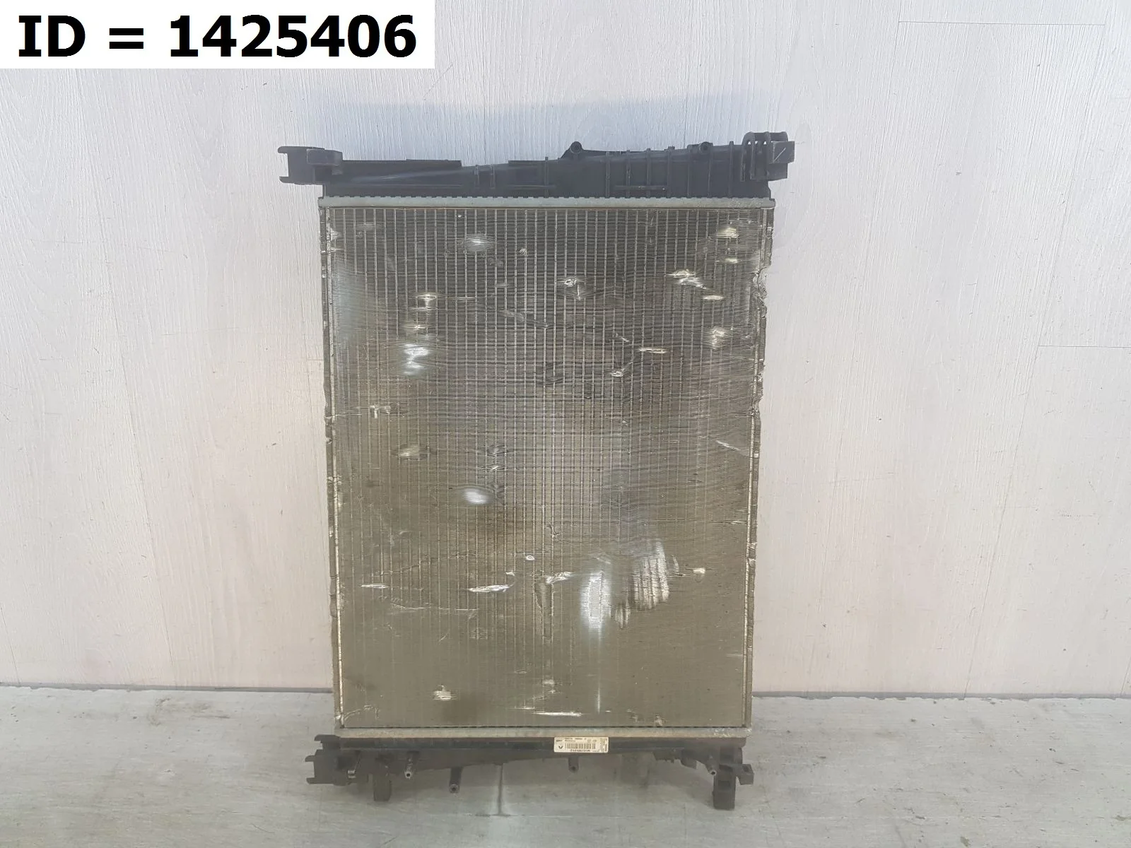 радиатор основной Renault LOGAN 1, LS0G LS12 LS0H LS1Y  8200735039 2004-2016 (контрактная запчасть)