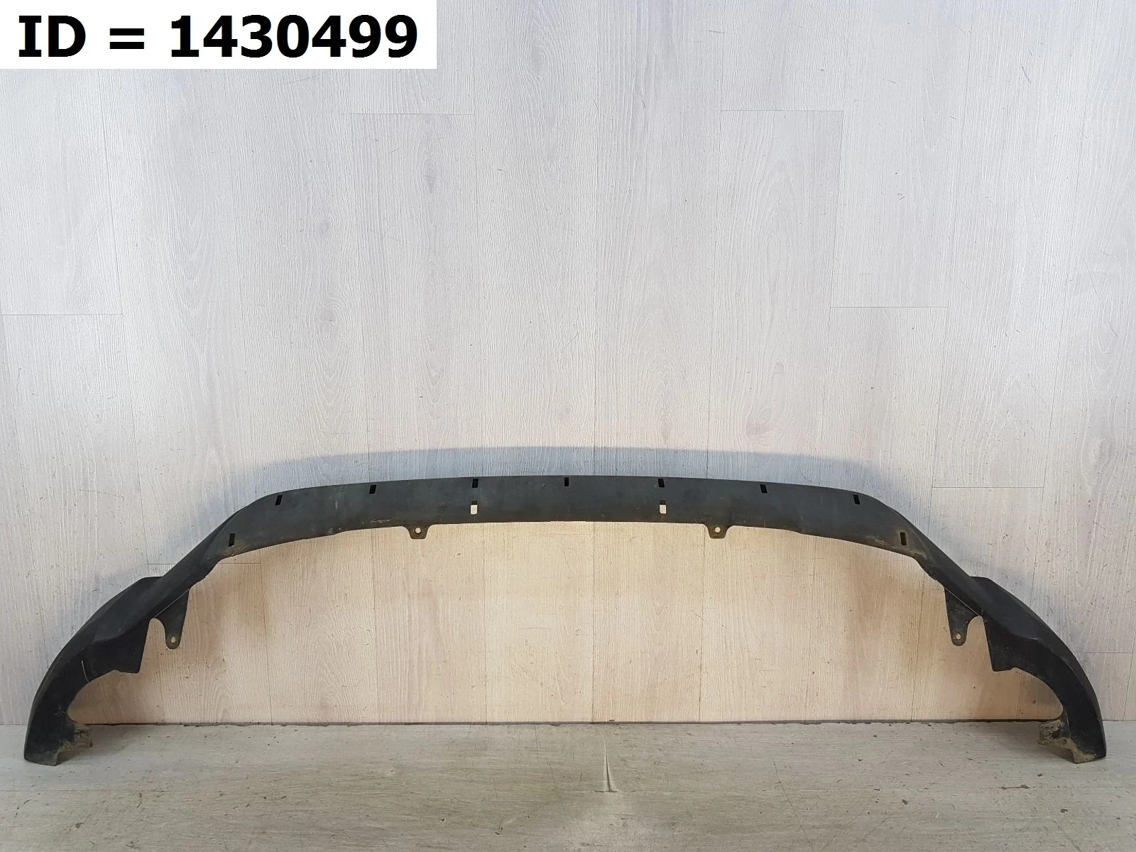 накладка на бампер передняя Toyota RAV4 4, XA40 ZSA44 Передний  524110R110 2012-2019 (контрактная запчасть)