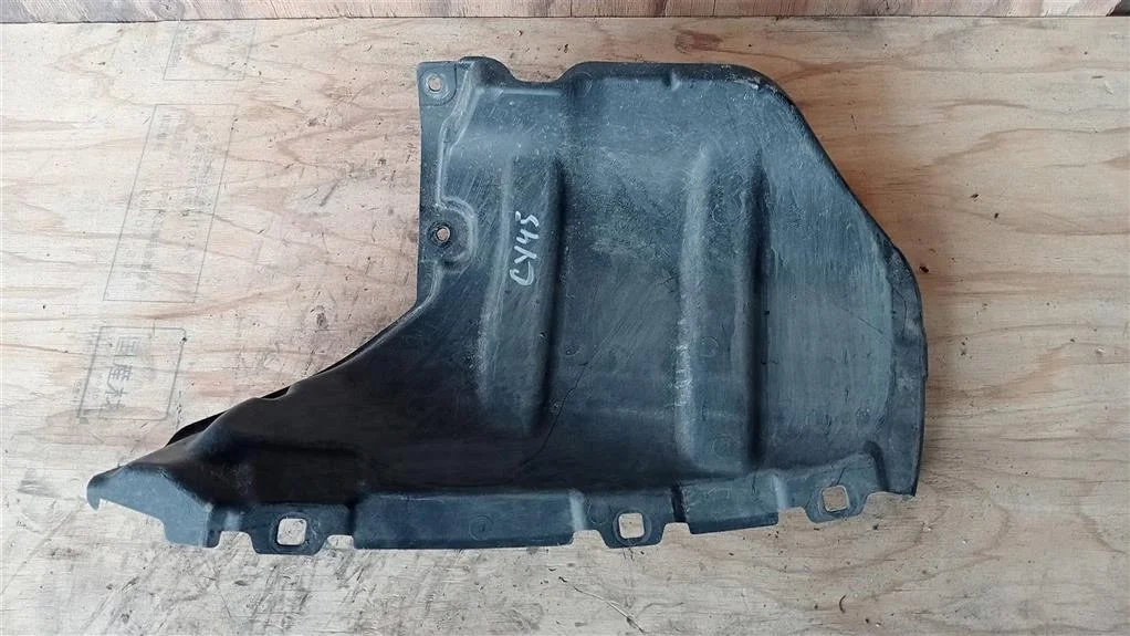 Б.у. пыльник бампера MITSUBISHI LANCER CY4A MITSUBISHI LANCER CY4A