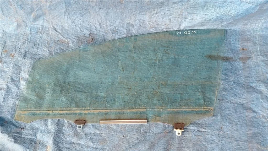 Б.у. стекло двери TOYOTA PRIUS ZVW30 TOYOTA PRIUS ZVW30