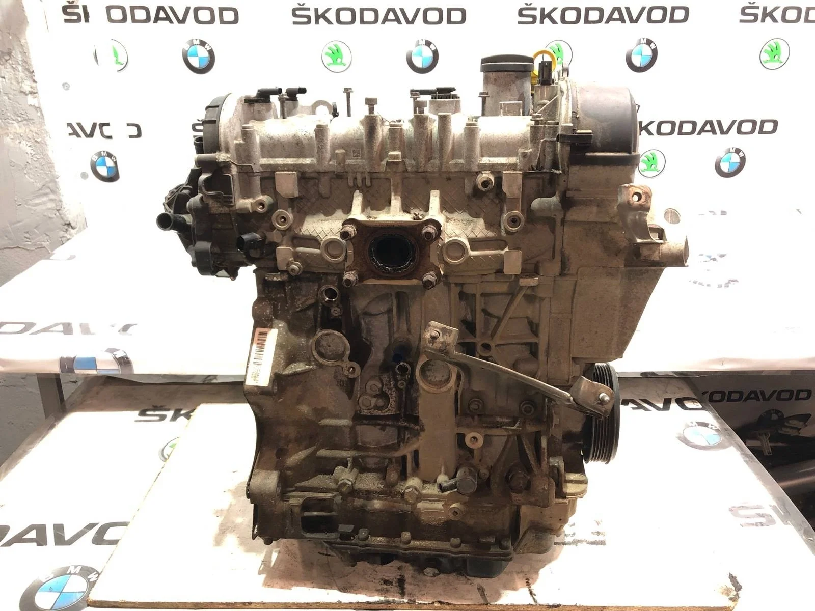 Двигатель Skoda Octavia 2016 04E100034D A7 (5E) 1.4 CZDA