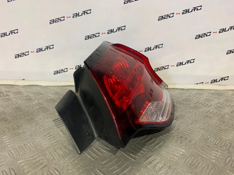 Фонарь Citroen Ds4 2011 9687336580 1, правый