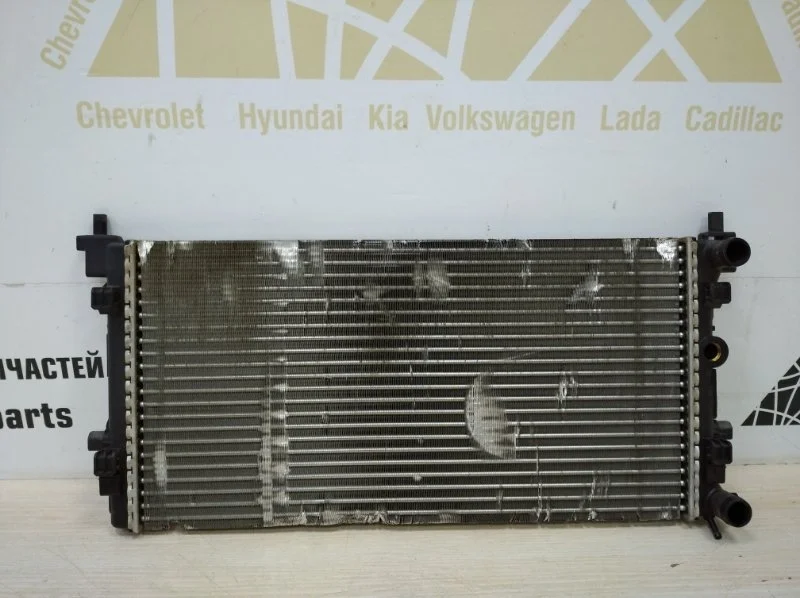 Радиатор охлаждения двигателя Volkswagen Polo 2014-2020 5 612 Рестайлинг