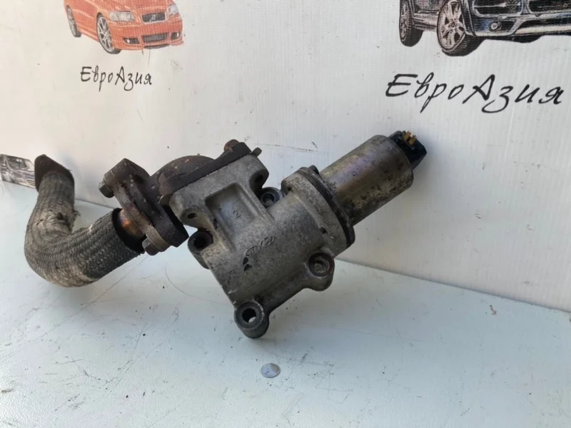 Клапан рециркуляции отработанных газов Kia - Hyundai Sorento Starex 284104A410 D4CB
