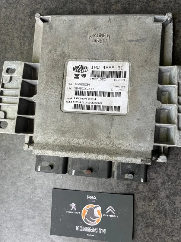 Блок управления Citroen C5 9643790280 2.0