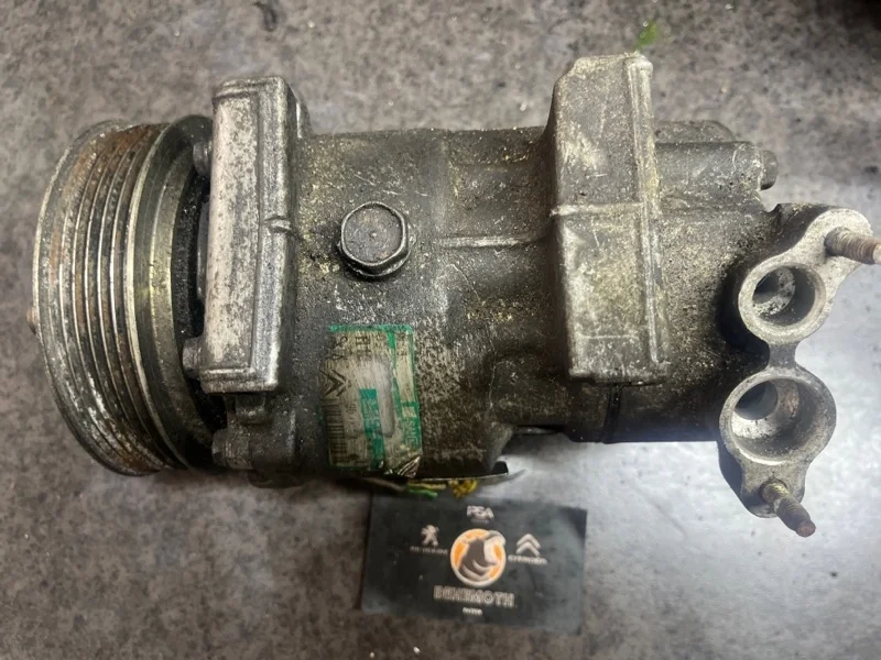 Компрессор кондиционера Citroen C3 9646273380 1.4