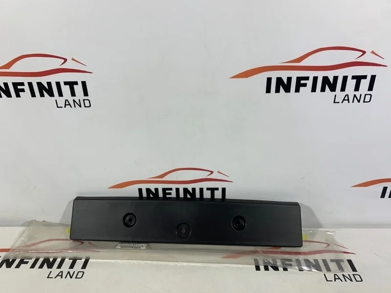 Подиум номерной знак Infiniti QX70/FX S51