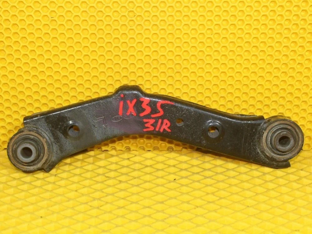 Рычаг поперечный верхний Hyundai IX35 2011 LM