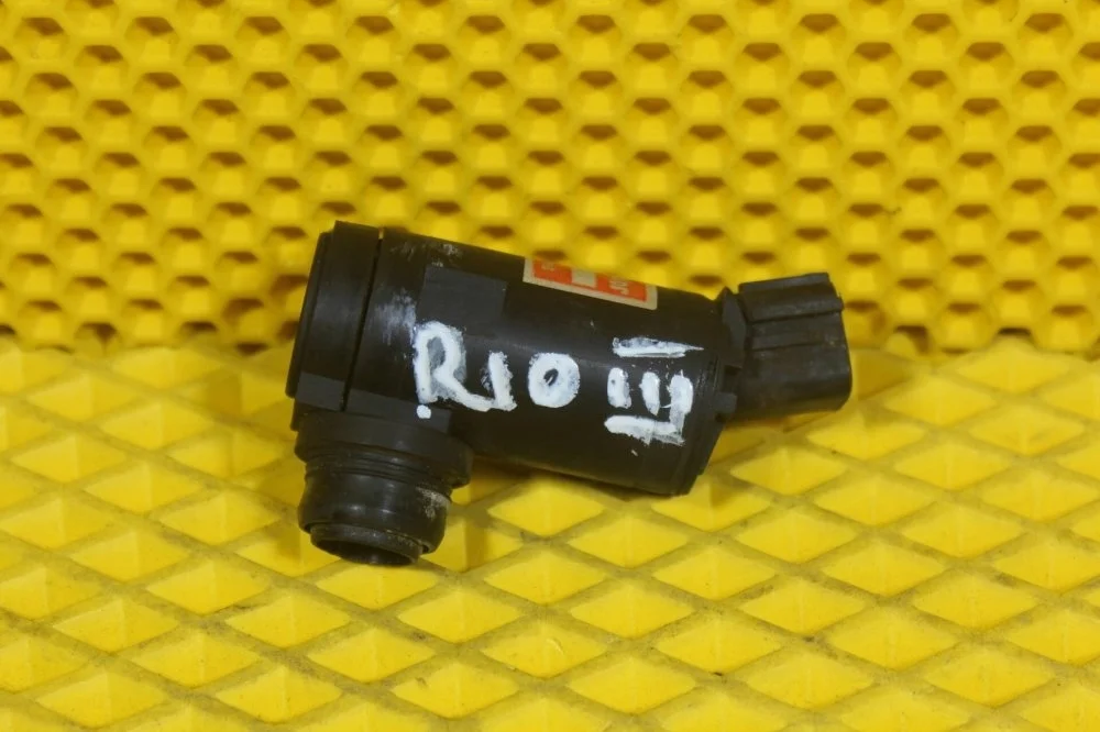 Моторчик омывателя лобового стекла KIA Rio 2011—2015 QB