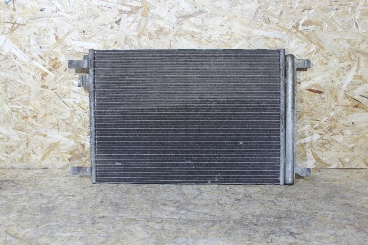 Радиатор кондиционера Skoda Octavia 2013—2017 А7