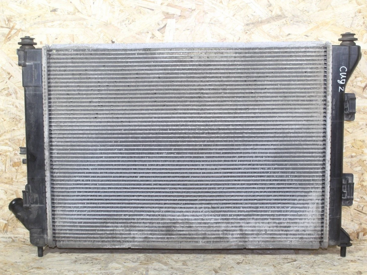 Радиатор охлаждения мкпп KIA CEED 2012—2015