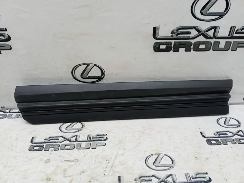 Молдинг на дверь передний правый Lexus Rx450H