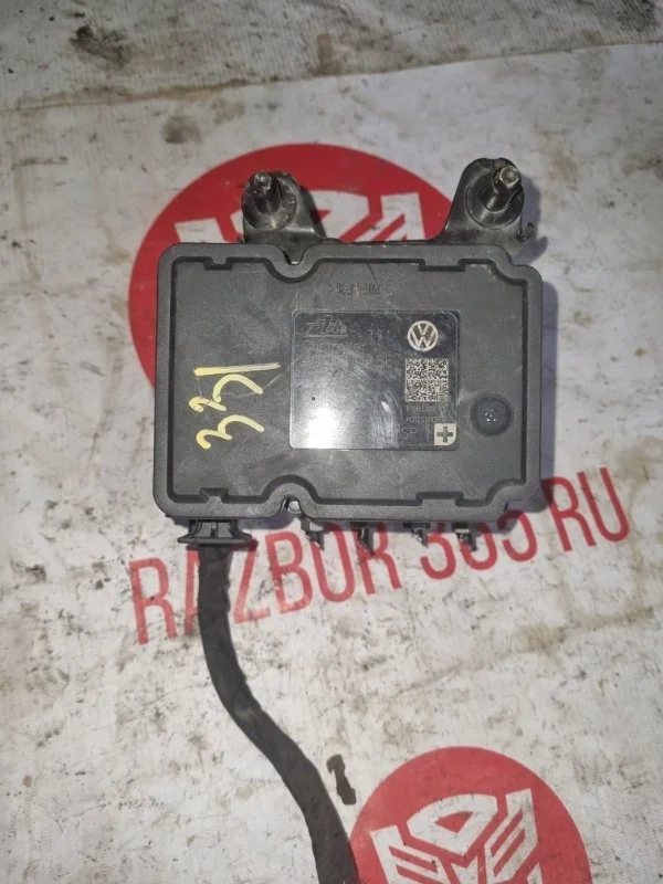 Блок abs Volkswagen Golf 2011 6