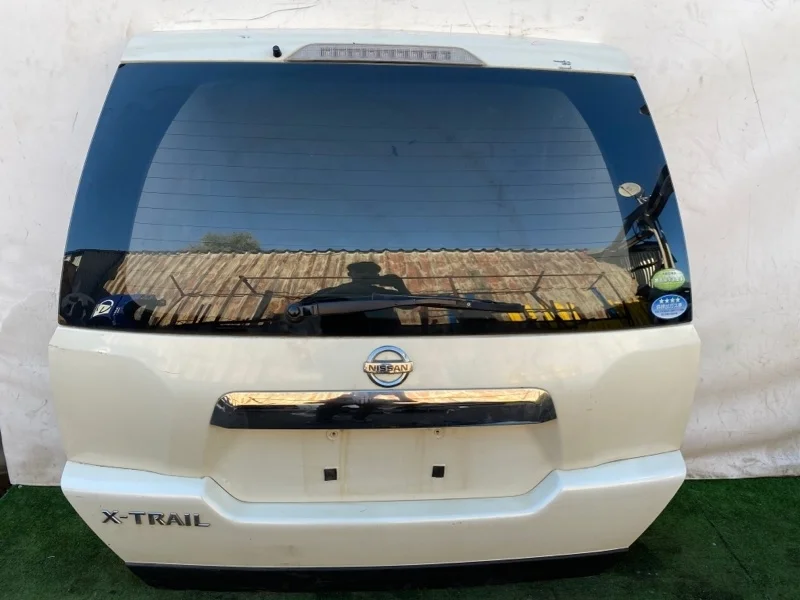 Крышка багажника Nissan XTRAIL T31