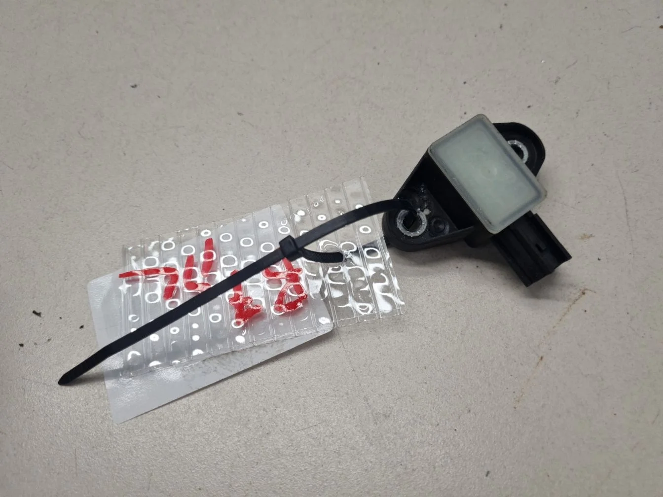 Датчик Airbag для Volkswagen Passat B7 2011-2015