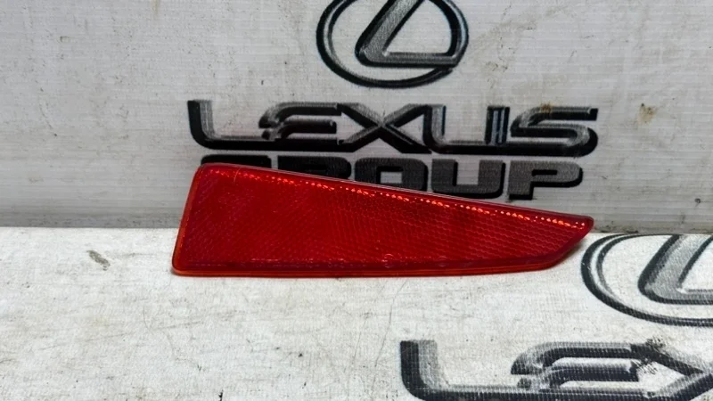 Отражатель бампера задний правый Lexus Rx450H